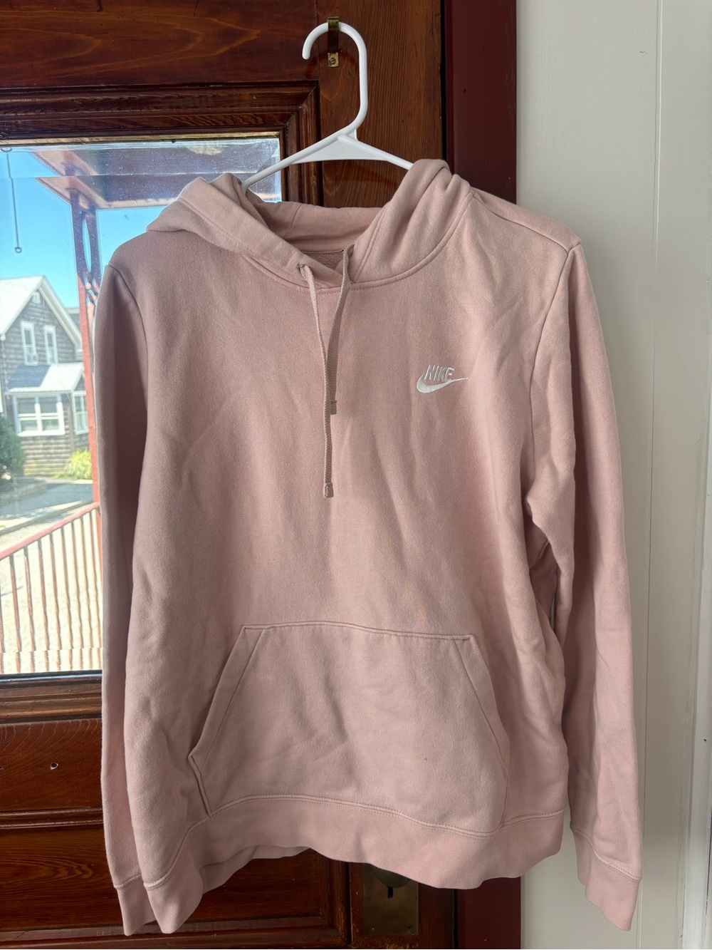 Nike Women’s Light Pink Fleece Pullover Hoodie LARGE - Picture 2 of 4